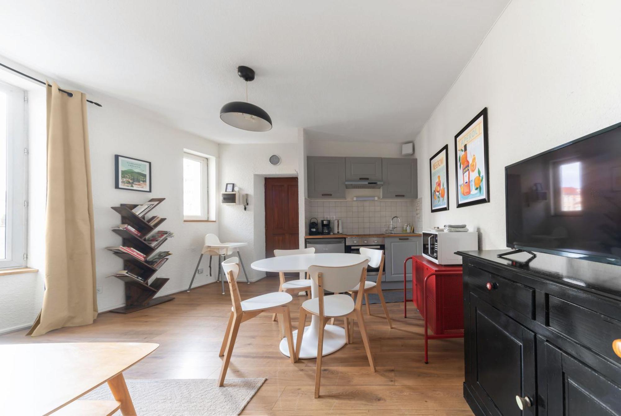 La Grande Maison Clermont - Appartements Centre Ville Buitenkant foto