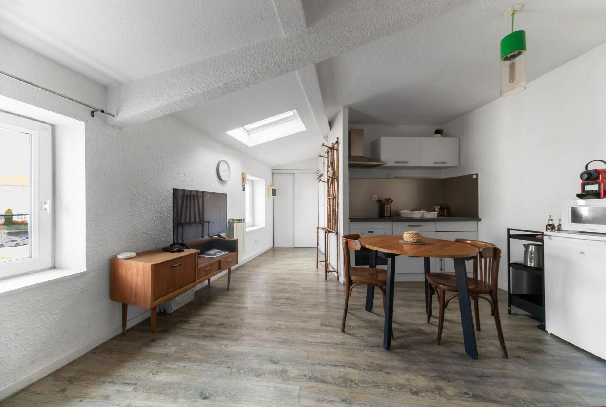 La Grande Maison Clermont - Appartements Centre Ville Buitenkant foto